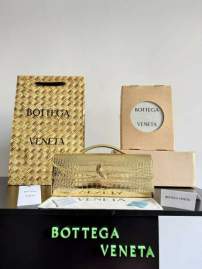 Picture of Bottega Veneta Handbags _SKUfw219657165fw